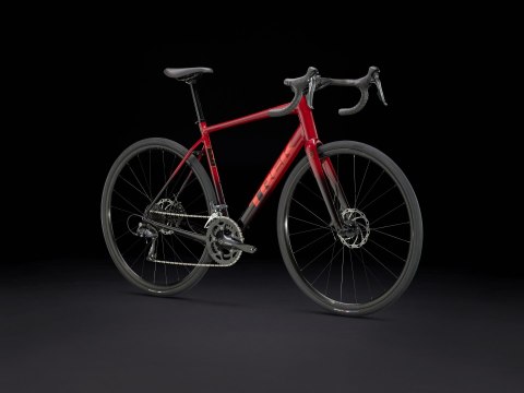Trek Domane AL 2 44 Crimson to Dark Carmine Fade 2025 Trek Domane AL 2 44 Crimson to Dark Carmine Fade 2025
