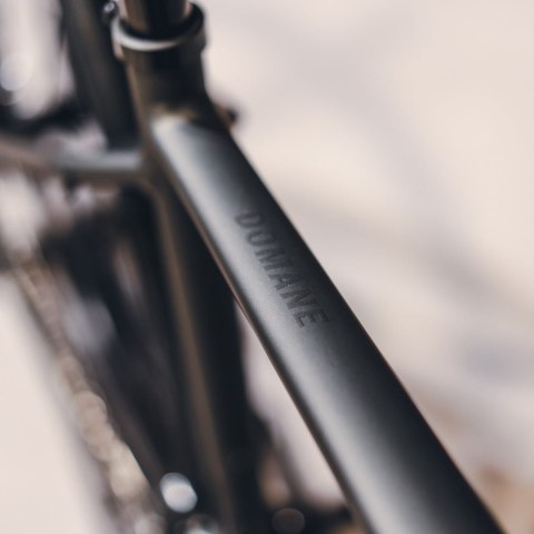 Trek Domane Al 2 Generacja 4 Matte Lithium Grey 2025 (54) Trek Domane Al 2 Generacja 4 Matte Lithium Grey 2025 (54)