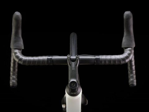 Trek Domane AL 4 Generacja 4 Era White 2026 (54)