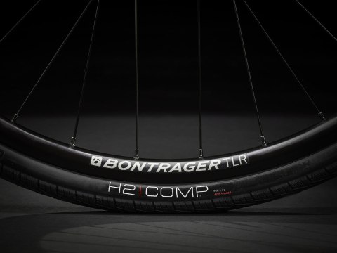 Trek FX 3 Disc Viper Red to Cobra Blood Fade 2023 (M)